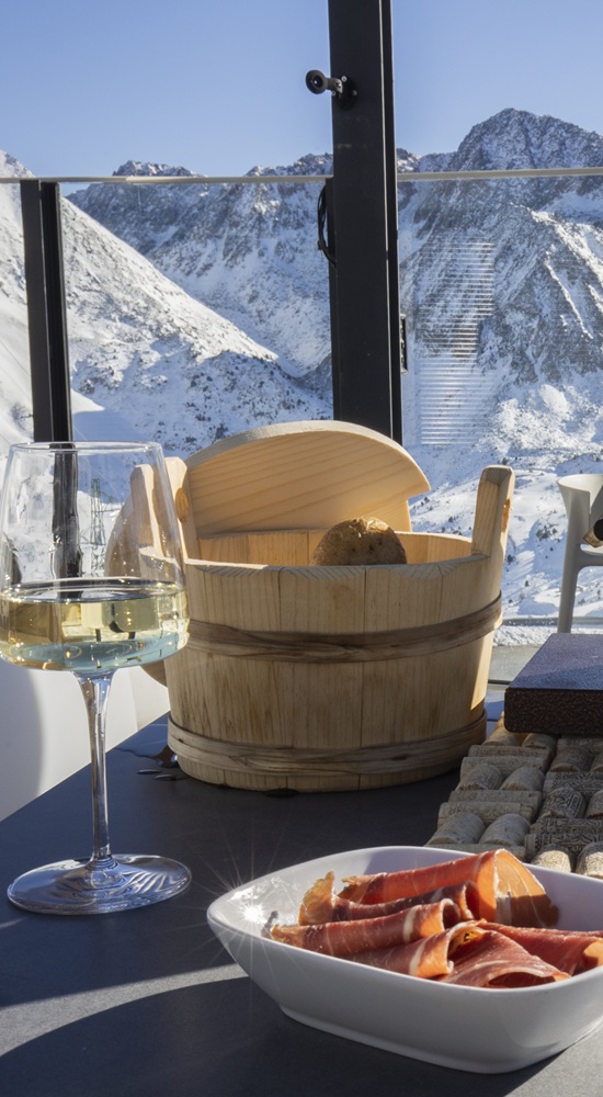 Raclette en la terraza exterior